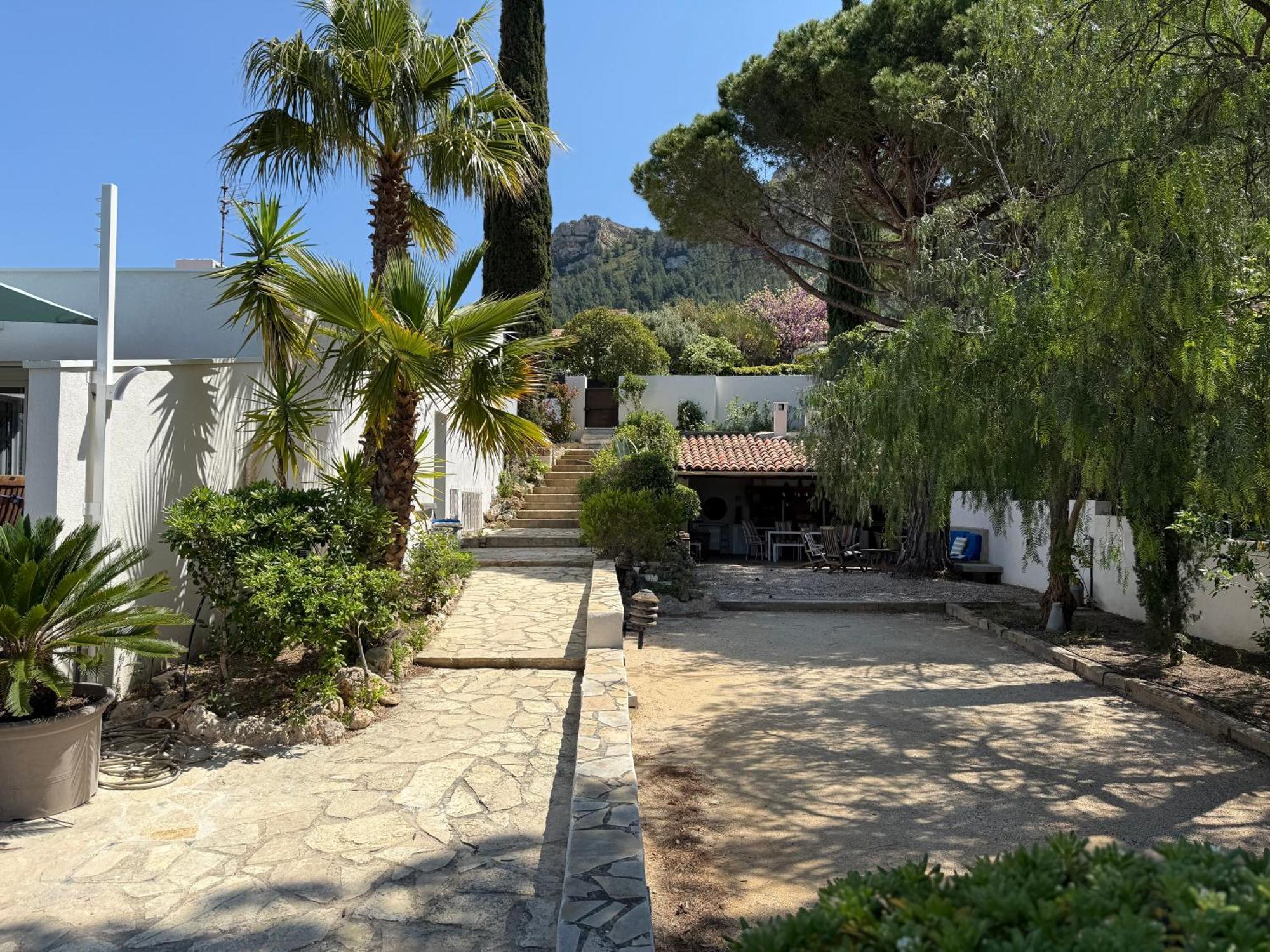 Villa La Grande Bastide Piscine Et Tennis Collectif กาซีส์ ภายนอก รูปภาพ